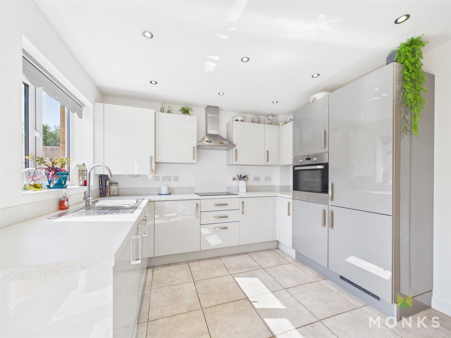 34 Bufton Close, Shrewsbury, SY3 8FH For Sale